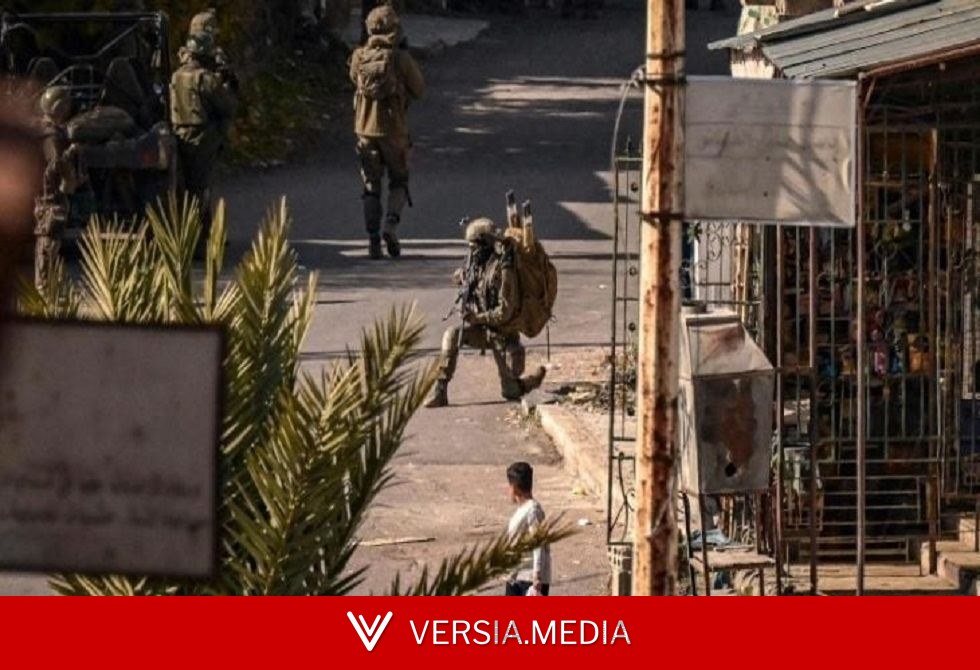 مداهمة منازل واعتقال مواطن في توغل إسرائيلي جديد بغطاء من الدرونات بريف القنيطرة السورية (فيديو)