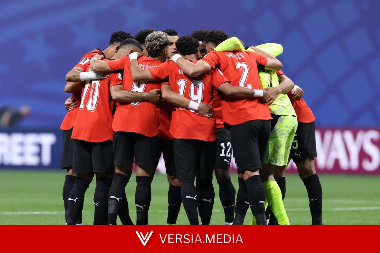 نجم منتخب مصر يستعد لمواجهة فريق إسرائيلي بعد انتقاله لأوروبا