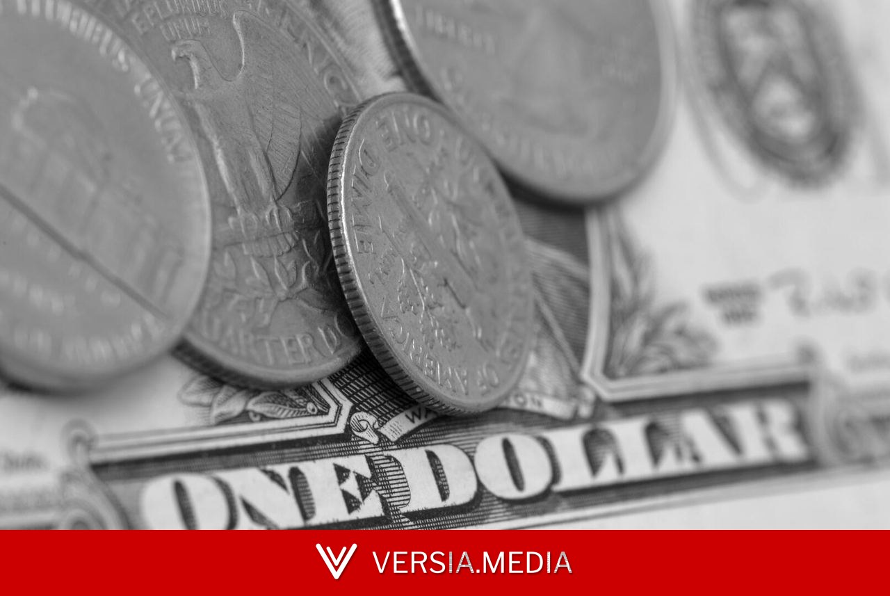 الدولار عند أعلى مستوى في أسبوع بعد استئناف واشنطن ضرباتها لإيران