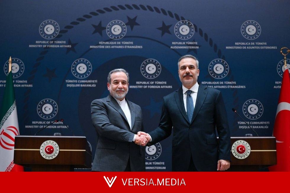 فيدان يدعو عراقجي إلى توخي الحذر من أي استفزازات تهدف إلى إفشال الاتفاق مع الولايات المتحدة — Politics | Versia.media