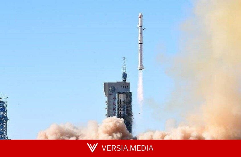 الصين تطلق بنجاح مجموعة من الأقمار الصناعية (فيديو)
